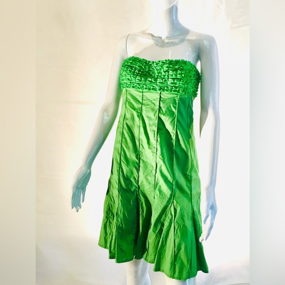 VENUS Bright Green strapless fit and flare cotton mini dress US 8 EU 40 NWOT
